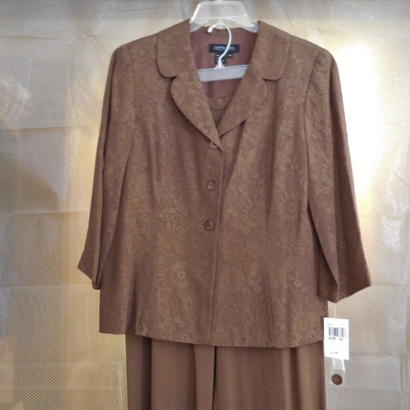 NWT Cynthia Howie Maggie BOUTIQUE mocha 100%Silk 2 piece set- Sz 14 jacket&pants - Picture 1 of 10